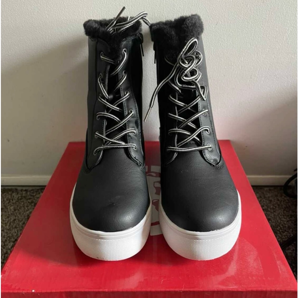 Marc Ecko Boots